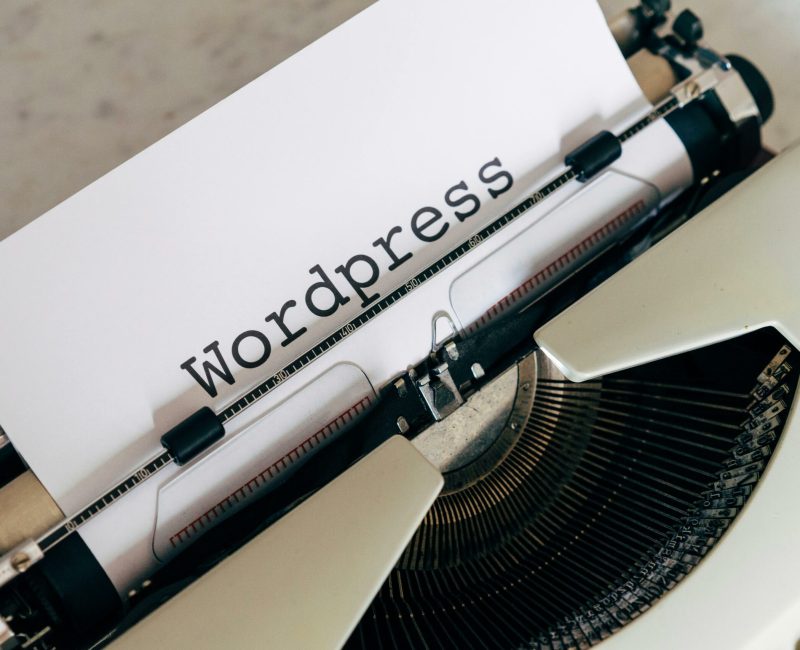 CMS WordPress Wordpress, Prestashop, Woocommerce sont quelques exemples de CMS (Content Management System)